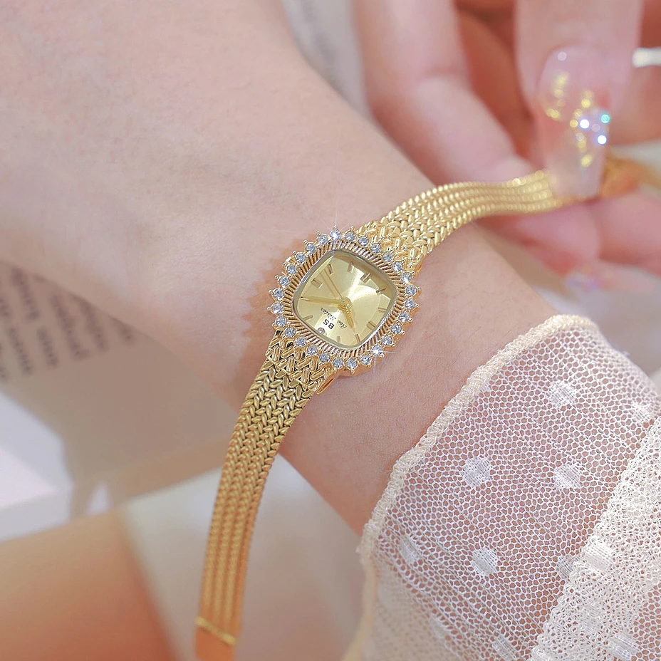 Women's Luxury Crystal Bracelet Watches Fashion Retro Gold Silver Ladies Quartz Wristwatch Mesh Alloy Female Watch Small women watches electronic watch