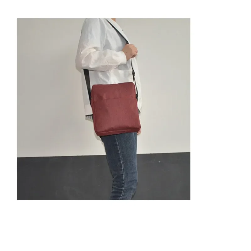 

Stylish and Simple Men's Crossbody Bag Shoulder Bag Travel Large Capacity Handbag Business Elite Style