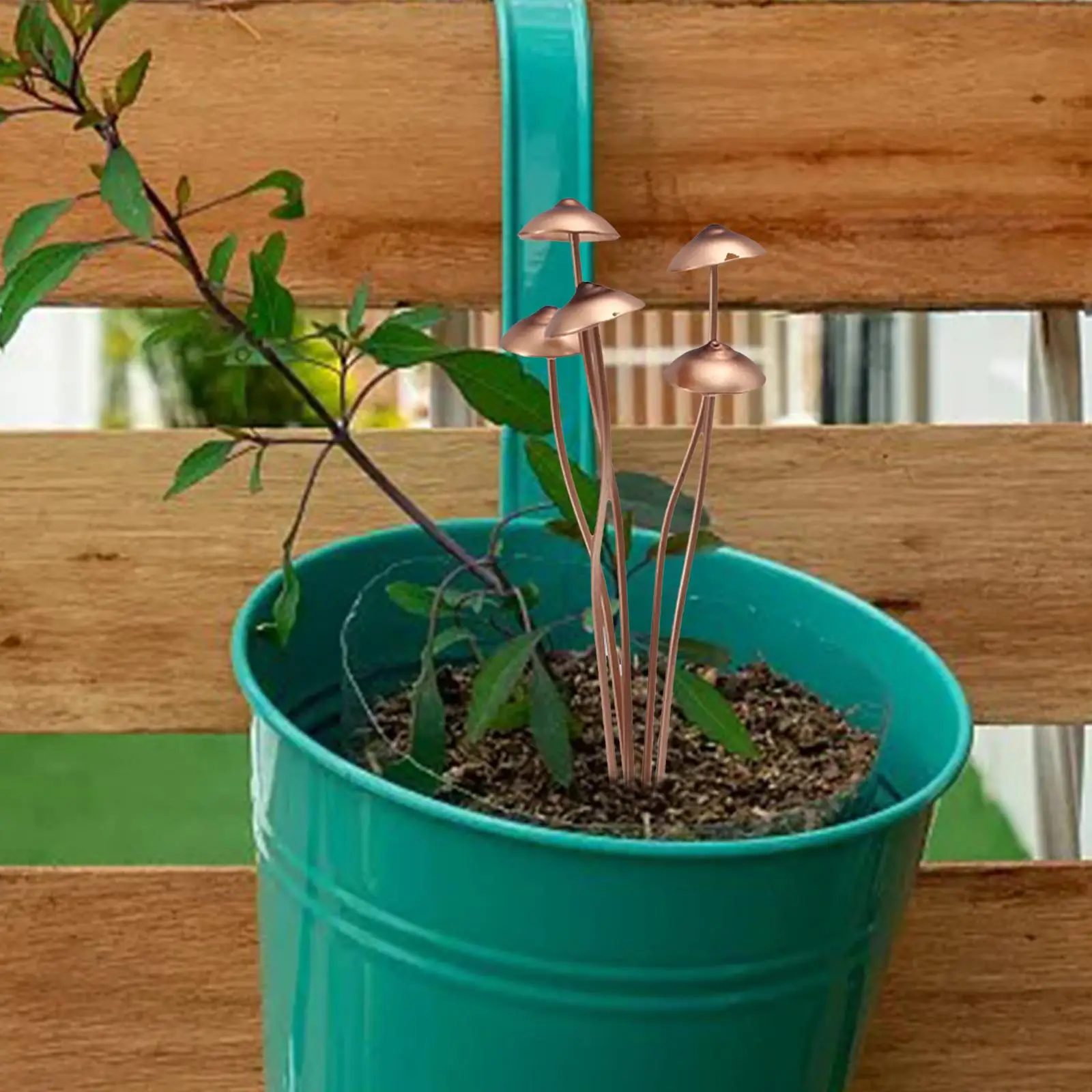 

Статуя в виде гриба для сада