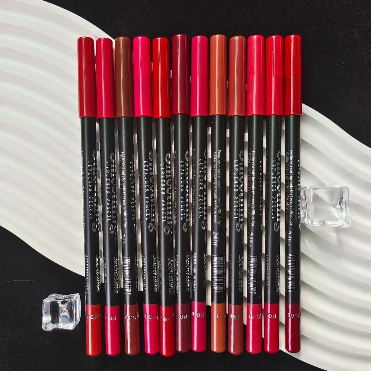Lip Liner Set 12-color wooden peelable waterproof non-smudge matte nude lipstick lip pencil