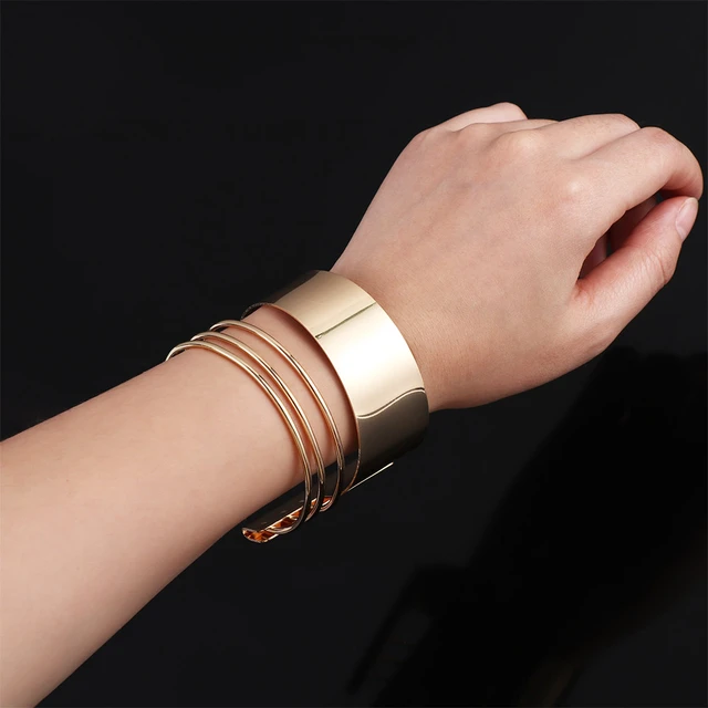 Buy YBMYCM 10Pcs Gold Bangle Bracelet Set for Women Multi Layer Stackable Wide  Bangles Indian Chunky Bangle Bracelets Ethnic Glossy Textured Bracelets  Wedding Outfit Jewelry Online at desertcartKUWAIT