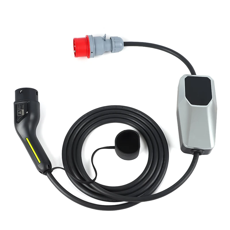 EV-Ladegerät, 22 kW, 32 A, 3 Phasen, Schnellladung, Typ 2, Elektroauto, Fahrzeug, Wallbox mit roten CEE5-Pins, Steckermodus 2 – Detail 1