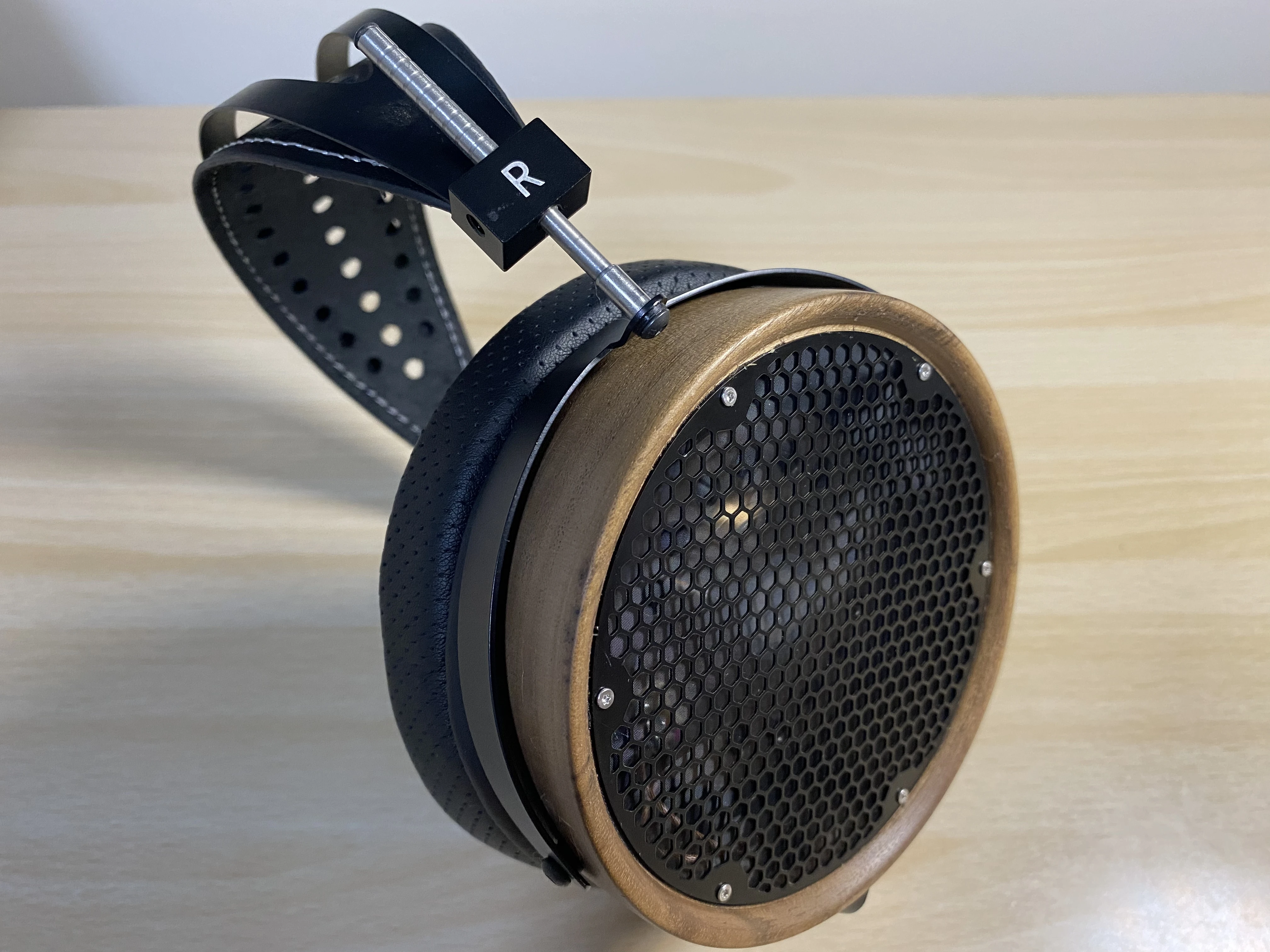 DIY wood headphone 70mm driver balance sound popular vocals