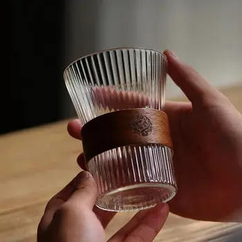 Tazza da caffè in vetro stile giapponese da 350 ml Tazza in noce con maniche in vetro Bicchieri da caffè Tazze da tè Tazza da birra 1