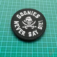 GOONIES NEVER SAY DIE Funny Meme Tactical Velcros Patch на липучке - военный вышитый значок для рюкзака Molle — изображение 6
