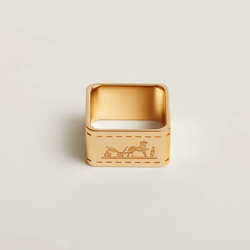 Мужской шарф-кольцо с пряжкой