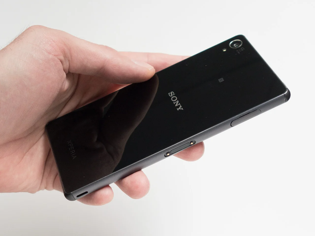 Sony Xperia Z3 D6603 4G Mobile Phone Japan Version 5.2'' 3GB