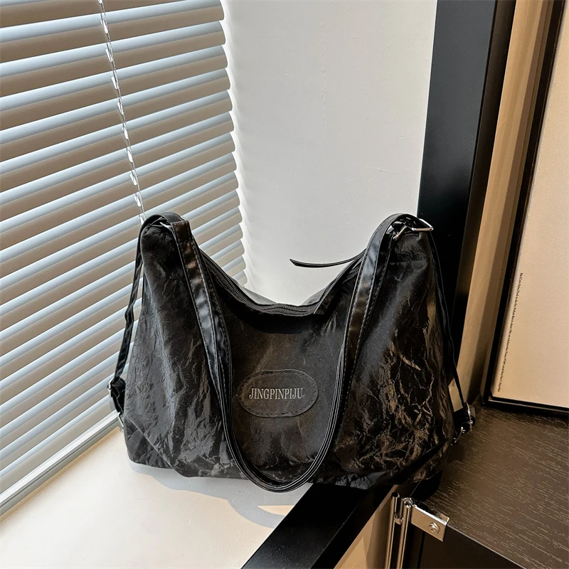 Black single bag