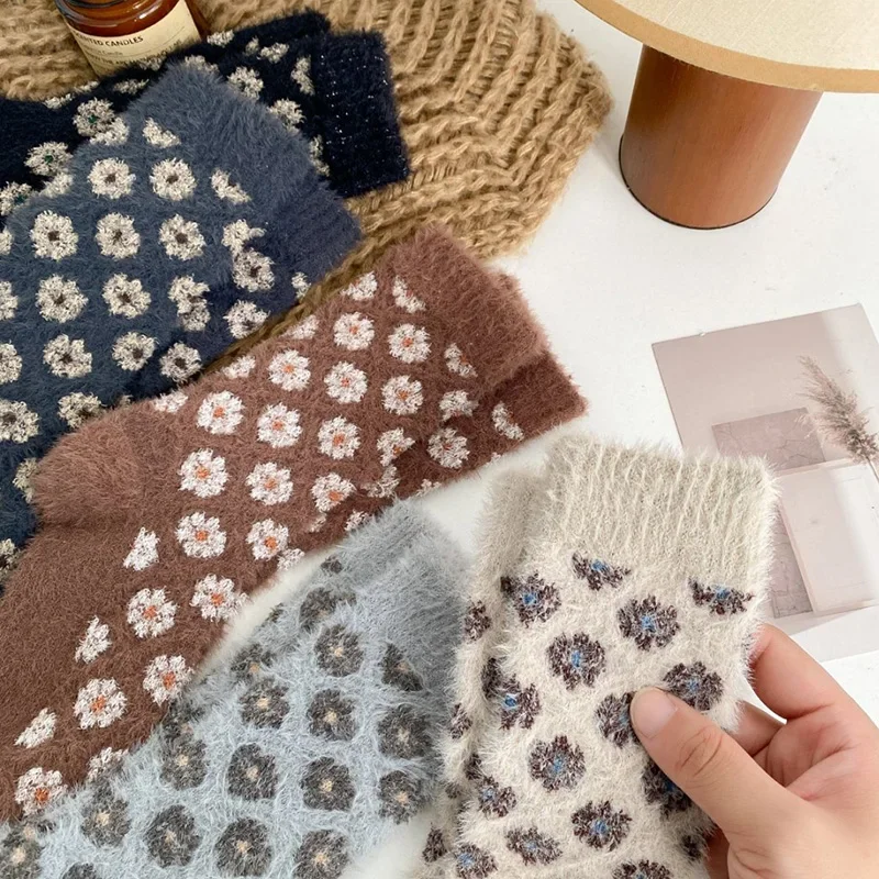 1 Pair Lot Thick Warm Women Wool Socks Set Cute Printting Casual Floor-Length Snow Boots Fashion Winter Long Woolen Woman Socks