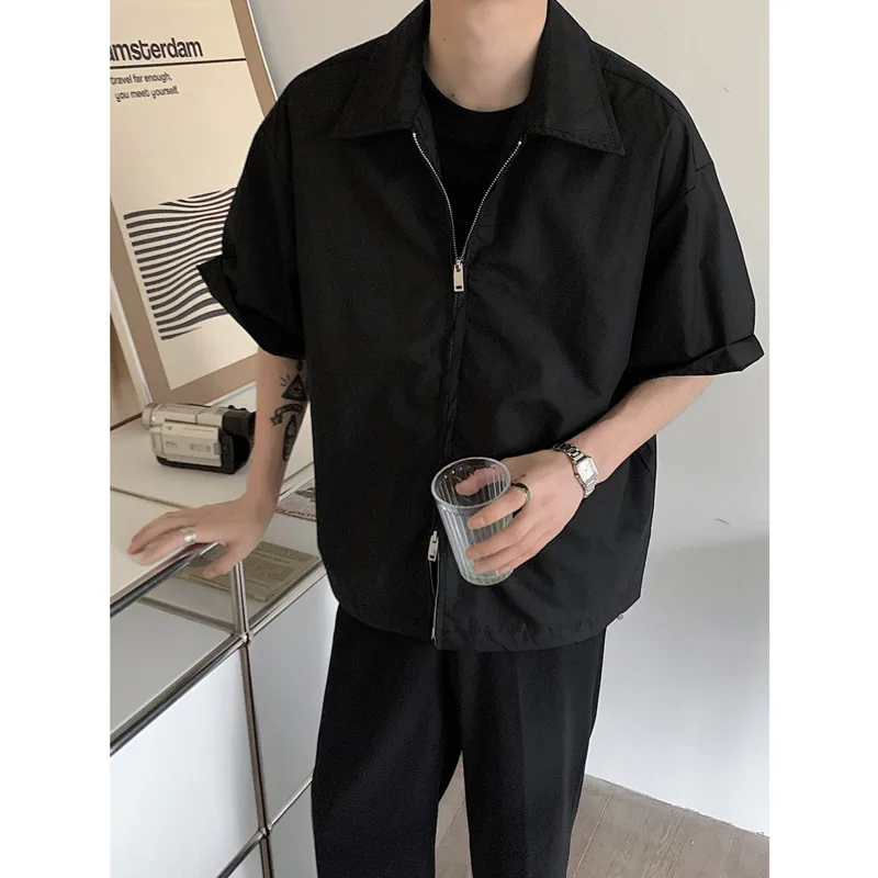 

Summer Short Sleeved Shirt Men Fashion Oversized Zip Shirt Men Korean Loose Black White Dres Shirts Mens Ice Silk Shirt M-2XL