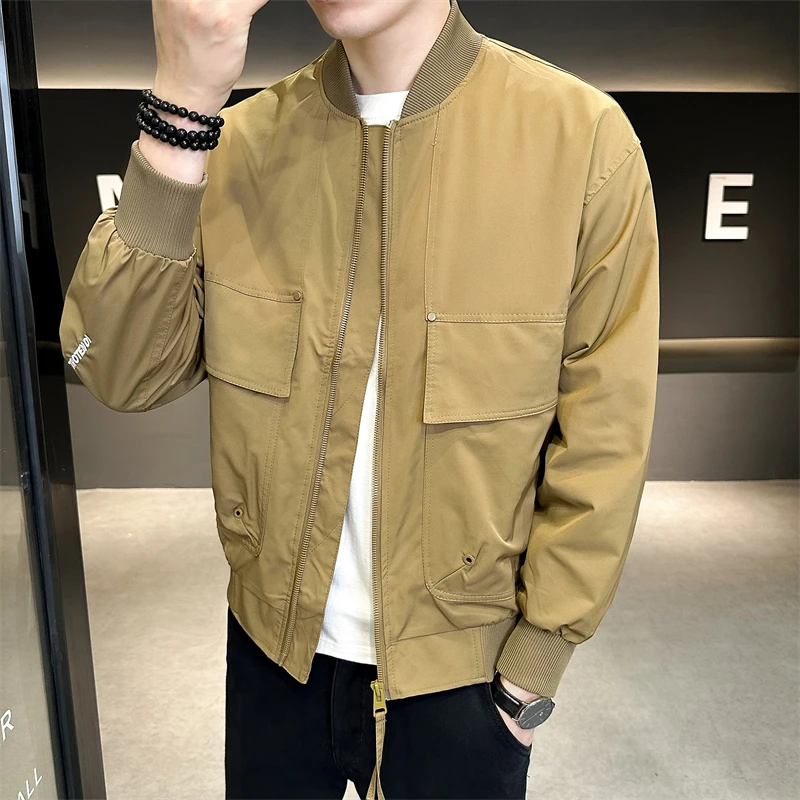 

Autumn New Men's Bomber Jackets Korean Style Handsome Slim Fit Outerwear Black Khaki Windbreaker Casual Baseball Jacket Coat