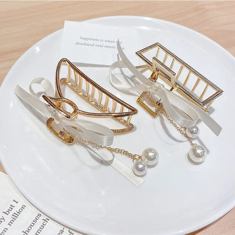 mini hair clips 2022 Korean Metal Geometric Hair Claw Barrettes Elegant Hair Clip Crab Hollow Out Hairpin Headwear Women Girl Hair Accessories hair clips for women