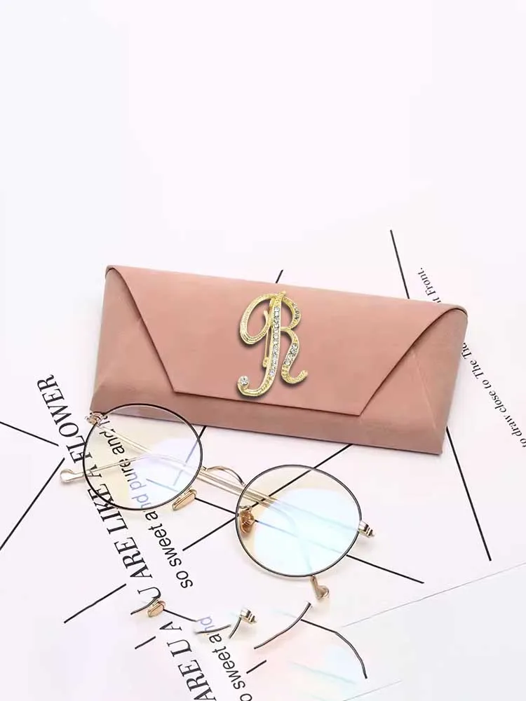 

Customized Stylish Eyewear Cases PU Leather Anti-Pressure Personalized Customer NameLetter Art: Metal & Pink Tints