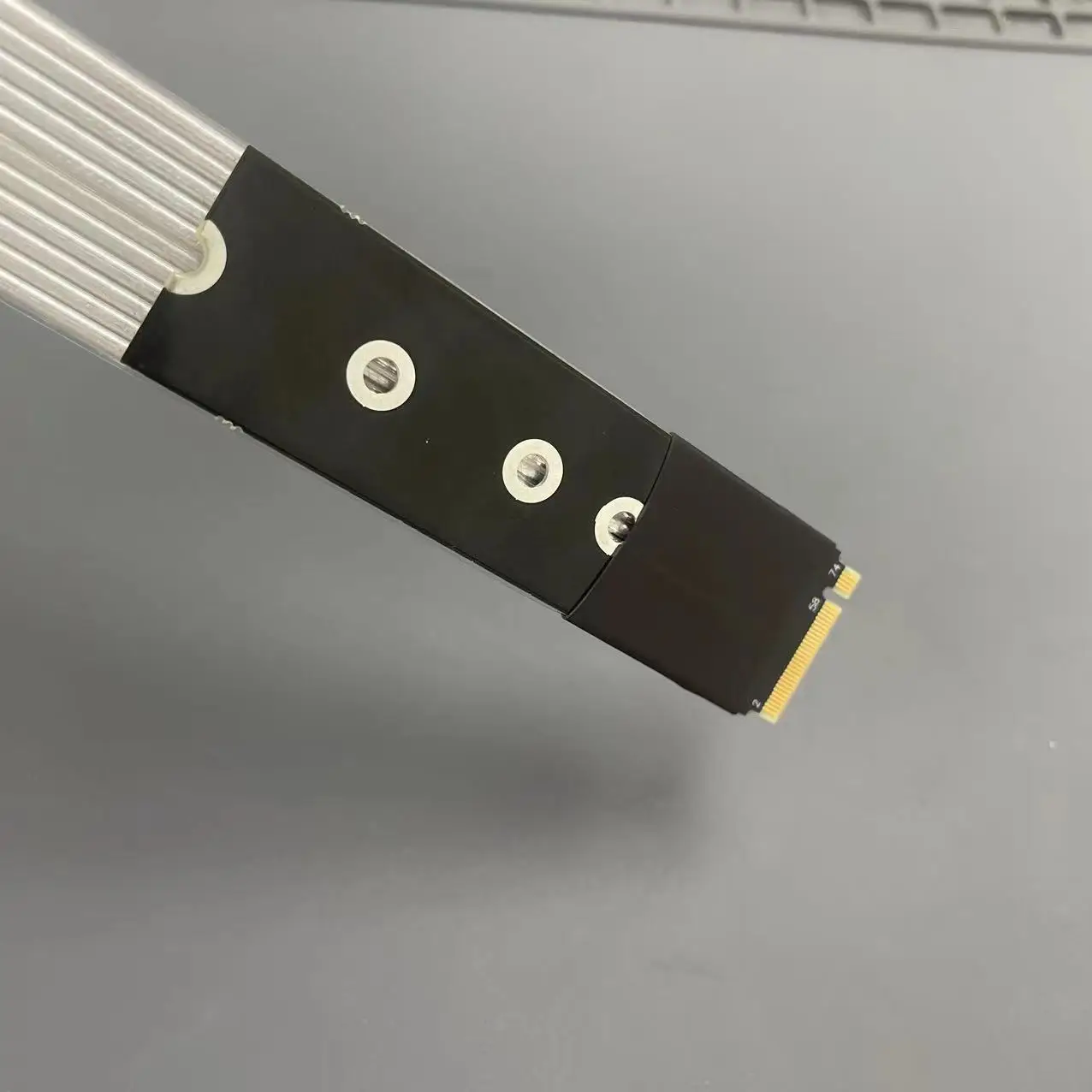 Cable PCIe x16, Nvidia Extensor de placa
