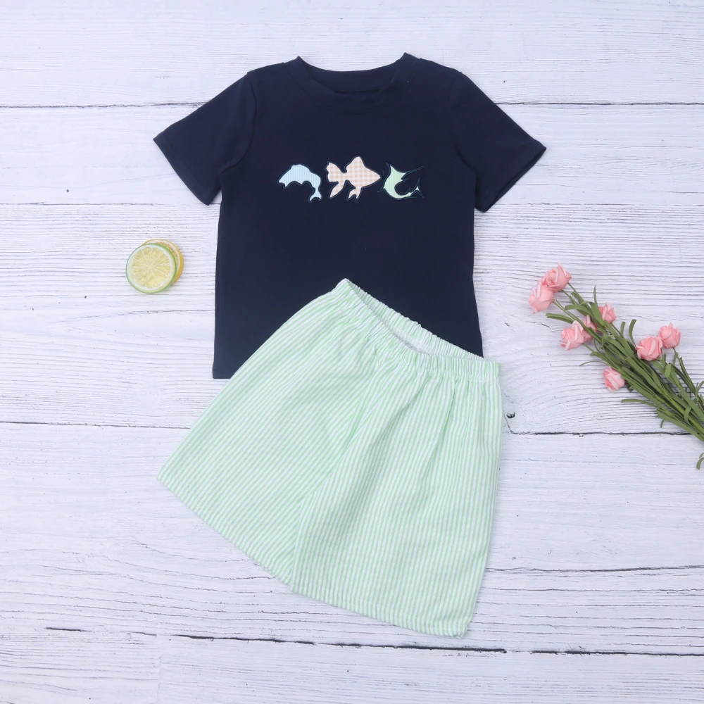 

2023 Baby Boy Outfits Cotton Clothes Set Fish Embroidery 2pcs Bodysuit Sleeve Clothing Black T-shirt Seersucker Toddler Shorts