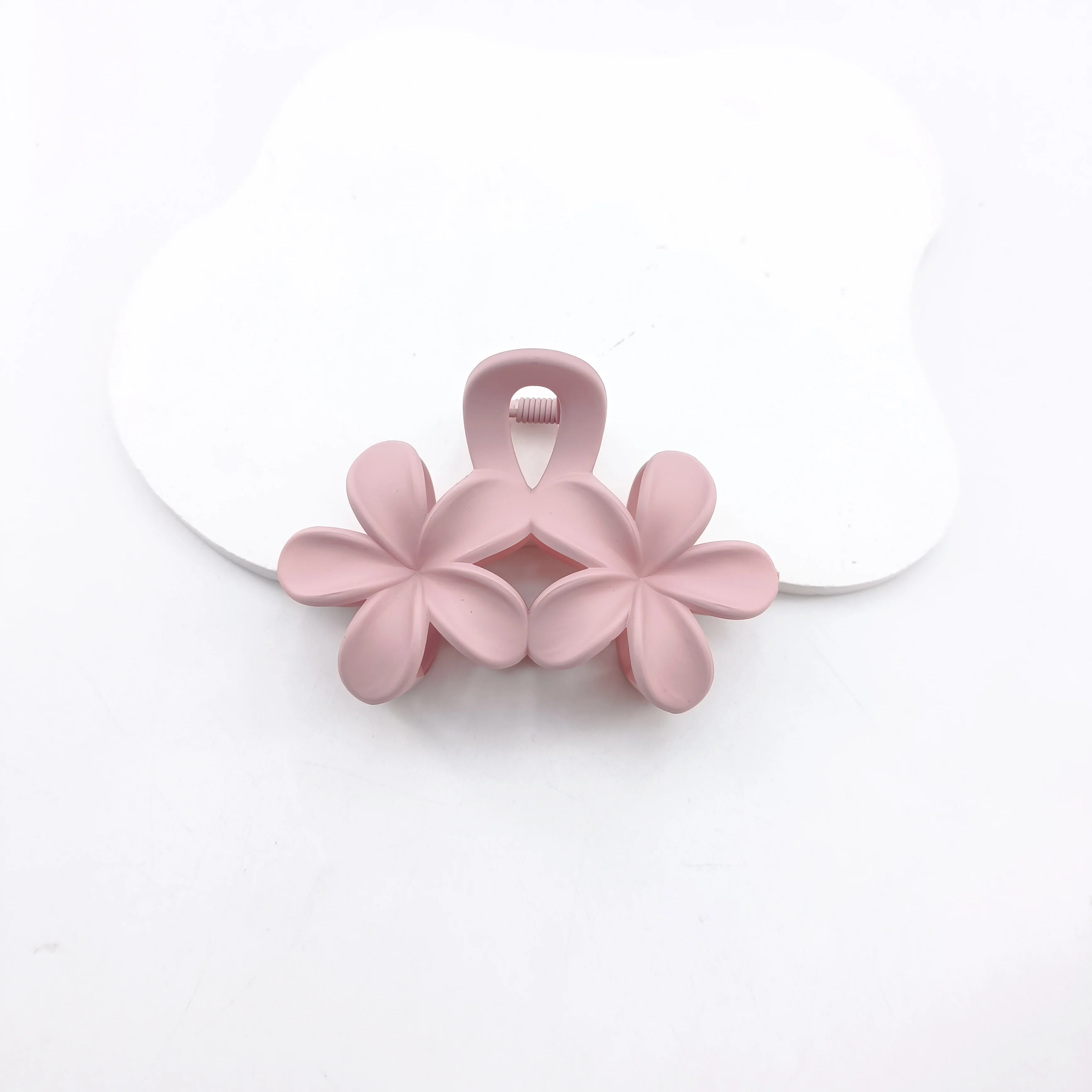 Flower Hair Claw Clips Non-Slip Matte 1/2 PCS Flower Hair Clips Women Cute Hair Clips, Hawaiian Hair Flower Clip Large Plumeria