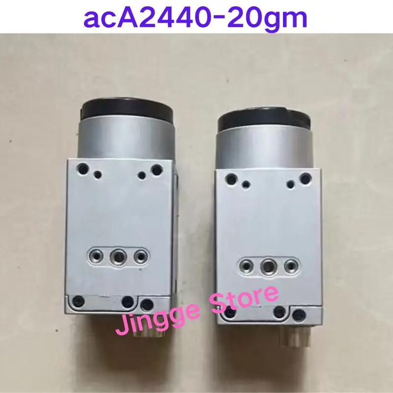 새로운 흑백 산업용 카메라, acA2440-20gm