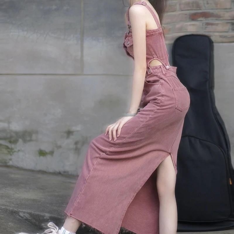 Two-piece women's summer 2024 new retro old pink suit fashion design sense spice denim vest split skirt.
