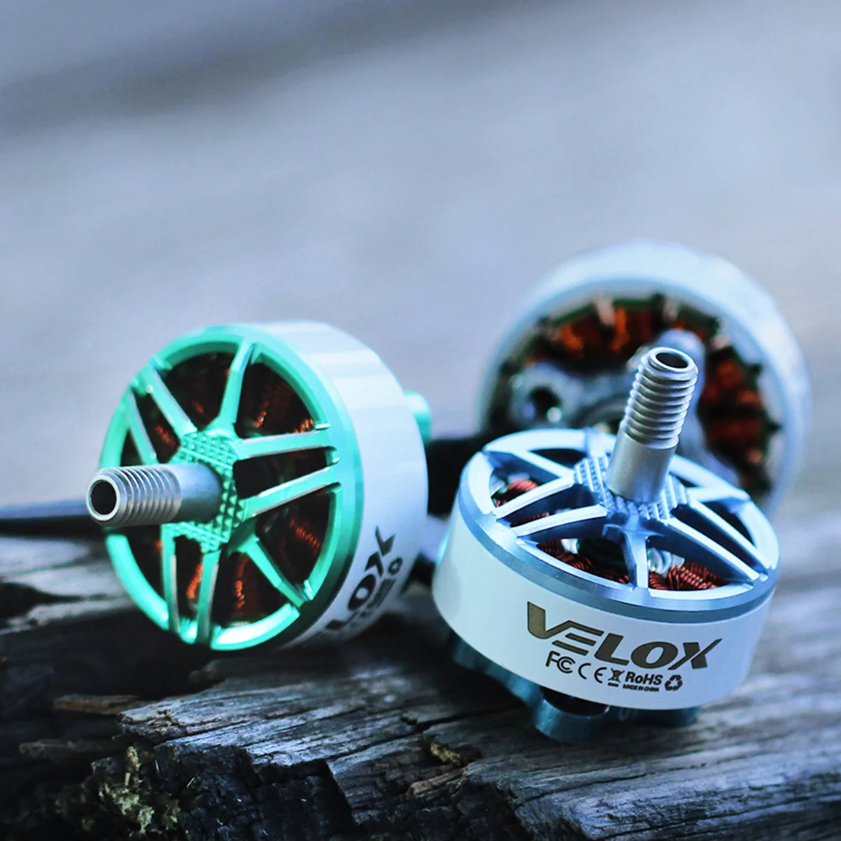 รูปสินค้า มอเตอร์โดรน T-MOTOR V2207 V2.0 สำหรับ FPV Racing 4-6S