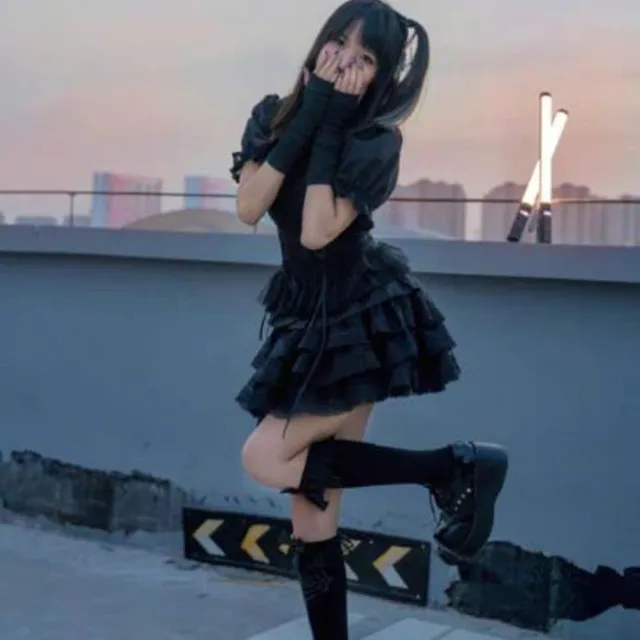 섹시하면서도 편안한 고딕 레이스 투투 스커트