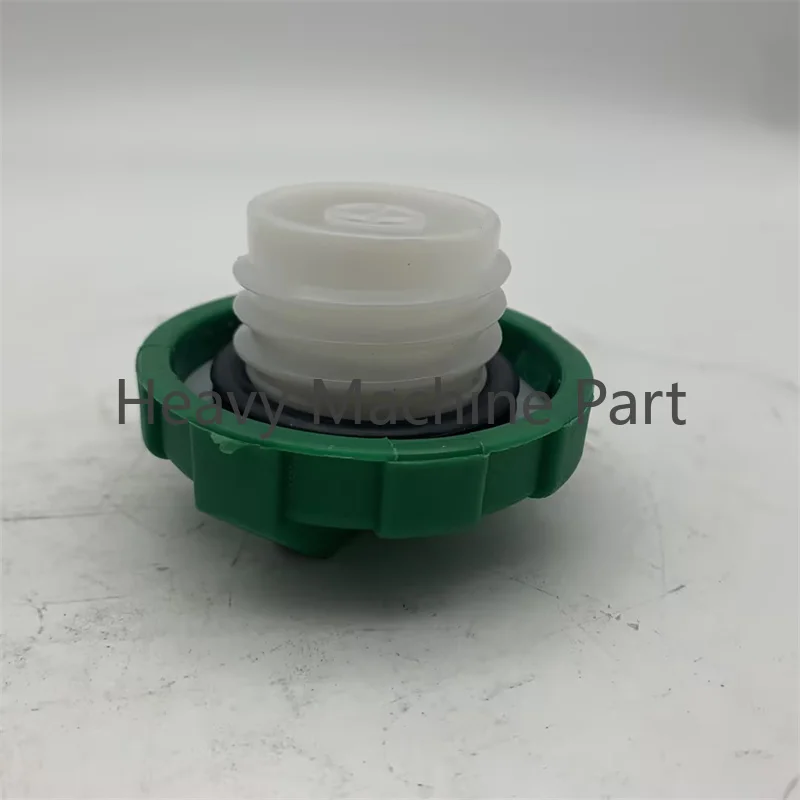 Fuel cap 6661696 Fuel Cap for Bobcat 753 763 773 863 864 873 883 963 A250 A300 S100 S130 S150 S160 S175