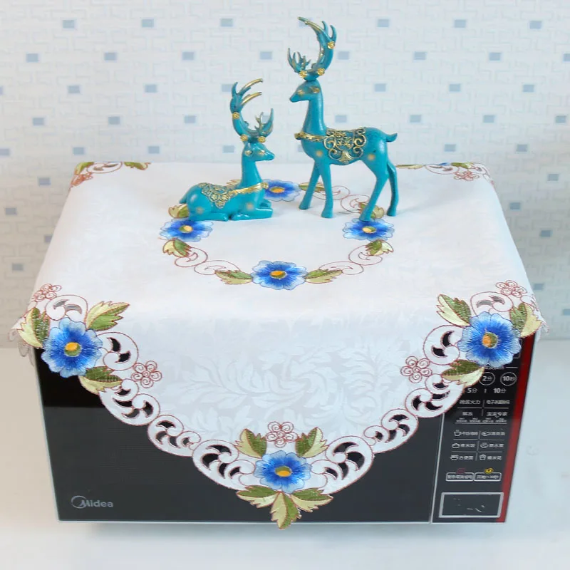 

HOT satin rose flower Embroidery table cloth cover wedding party tablecloth kitchen Christmas Table decoration and accessories