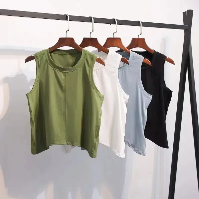 Рисунок 2 - Топ Lulu для фитнеса и йоги