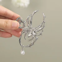 Gothic Spider Shaped Hair Claw Clip for Women Hollow Out Metal Imitation Pearl Shark Clips Charms Cool Girls Hair Accessories M 4