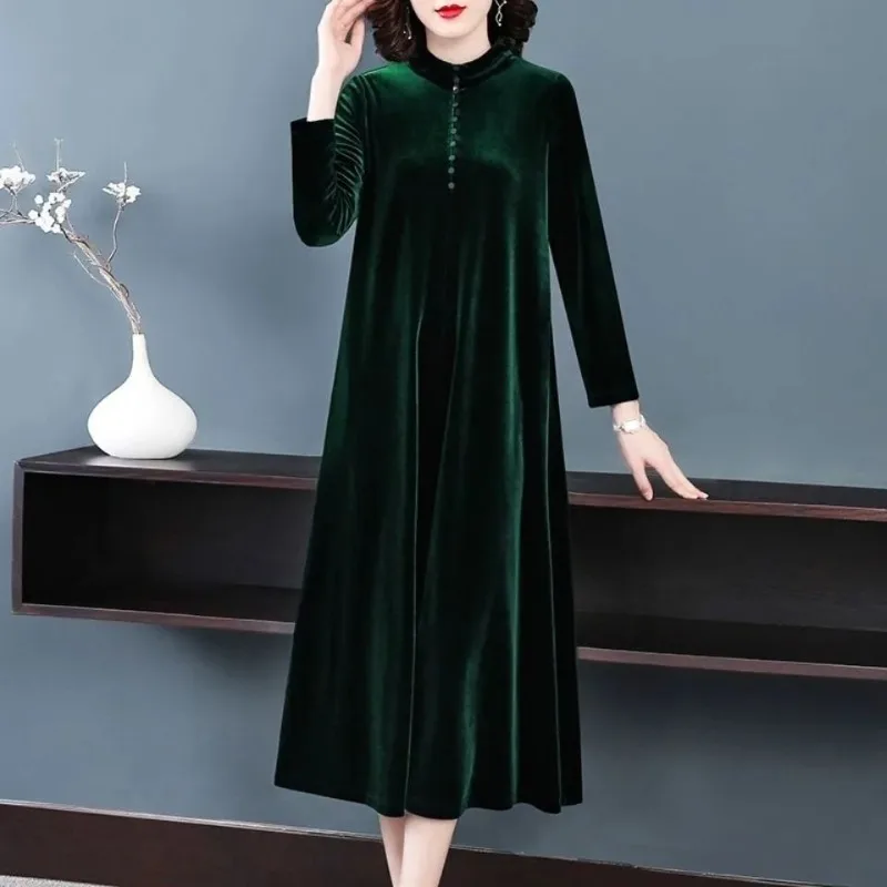 

Women's Autumn and Winter New Pullover Round Neck Fashion Button Solid Color Loose and Knee Over Long Sleeve Golden Velvet Dress