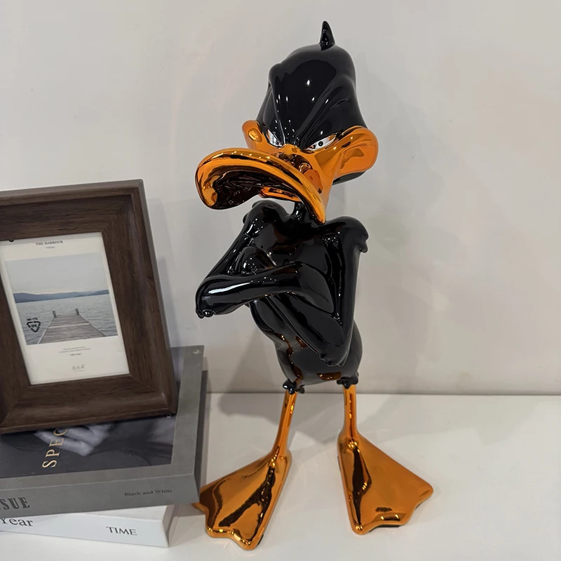 Statuette Daffy Duck Chrome Noir & Orange - Déco Moderne