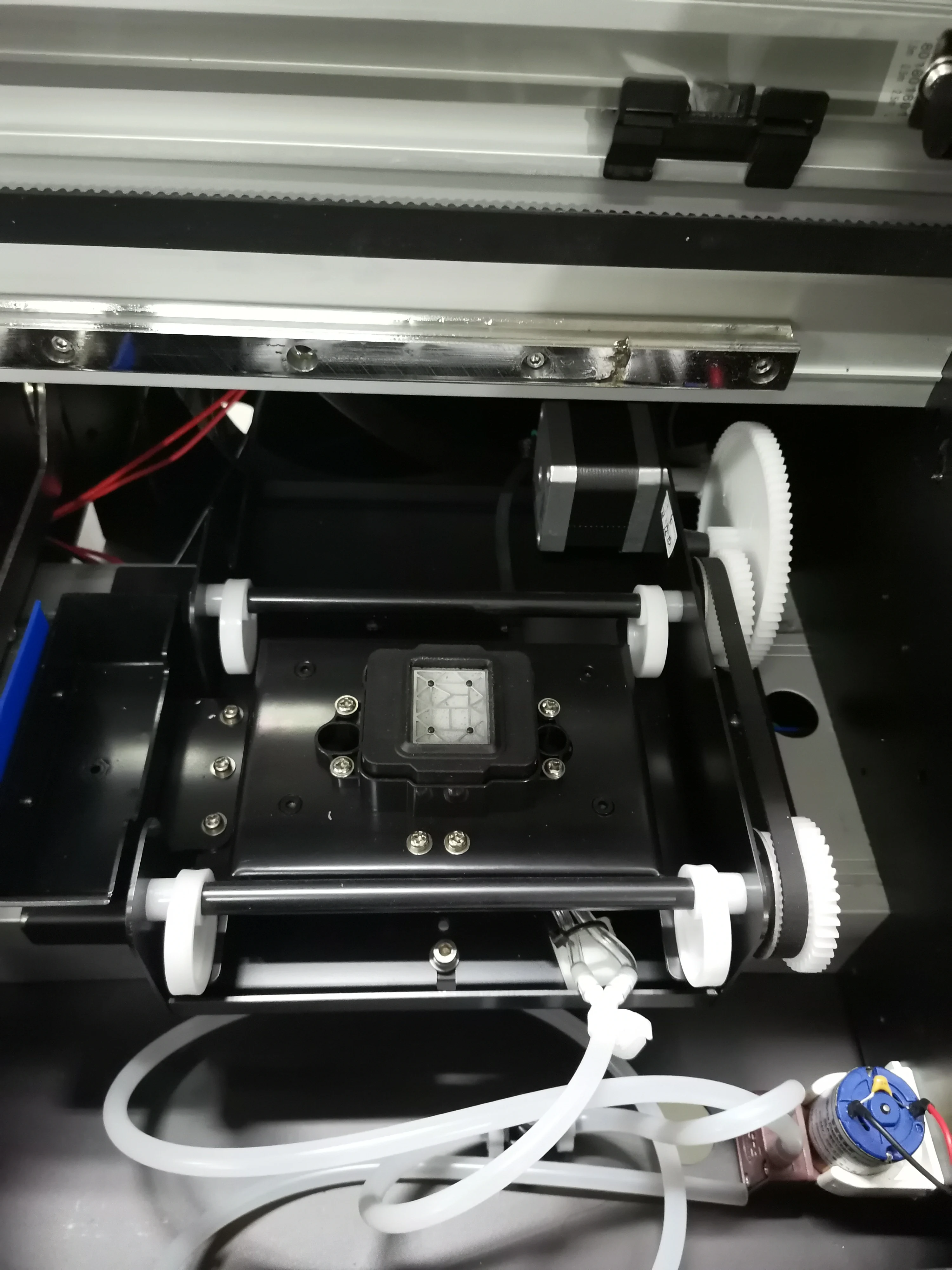 Рисунок 4 - Экосольвентный принтер 1