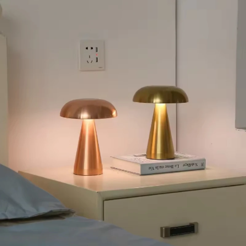LED Table Lamp Touch Sensor Desktop Night Light Rechargeable Wireless Reading Lamp for Restaurant Hotel Bar Bedroom Decor Light