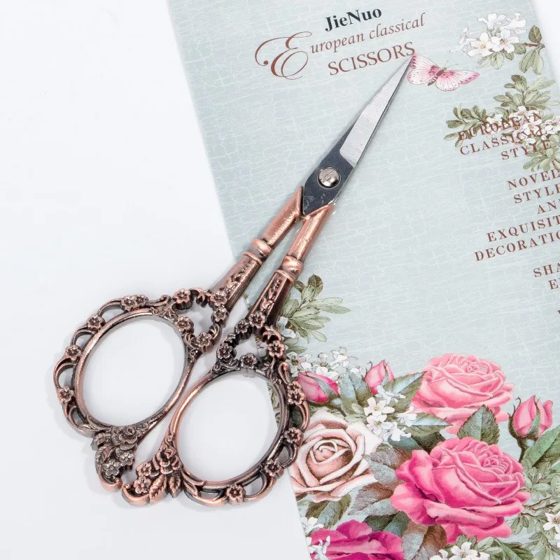 Vintage Plum Blossom Scissors Retro European Manicure Stainless Steel Scissor 7.8*15cm Long Head Sewing Trimmer Metal Scissor #T 4