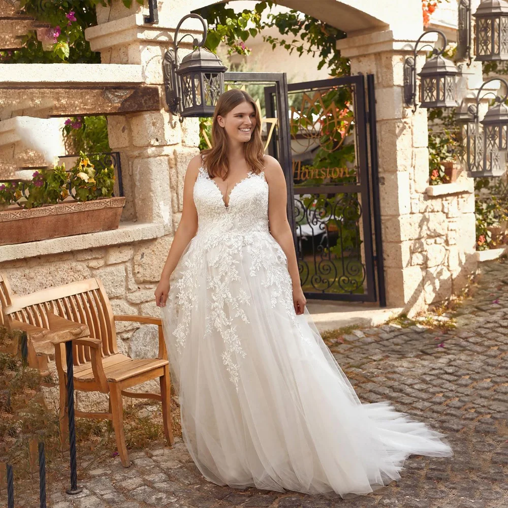 

V-neck Appliques Lace Tulle Wedding Dress for Women Spaghetti Straps Plus Size Gown Wedding Court A-line vestidos de novia