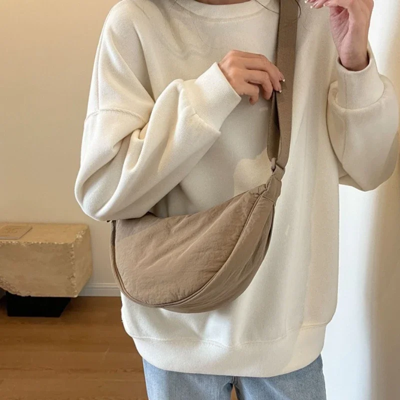 New Color Women's Nylon Shoulder Bag Casual Sports Female Hobos Crossbody Bags Fashion Female Fanny Pack Travel Purse Handbags