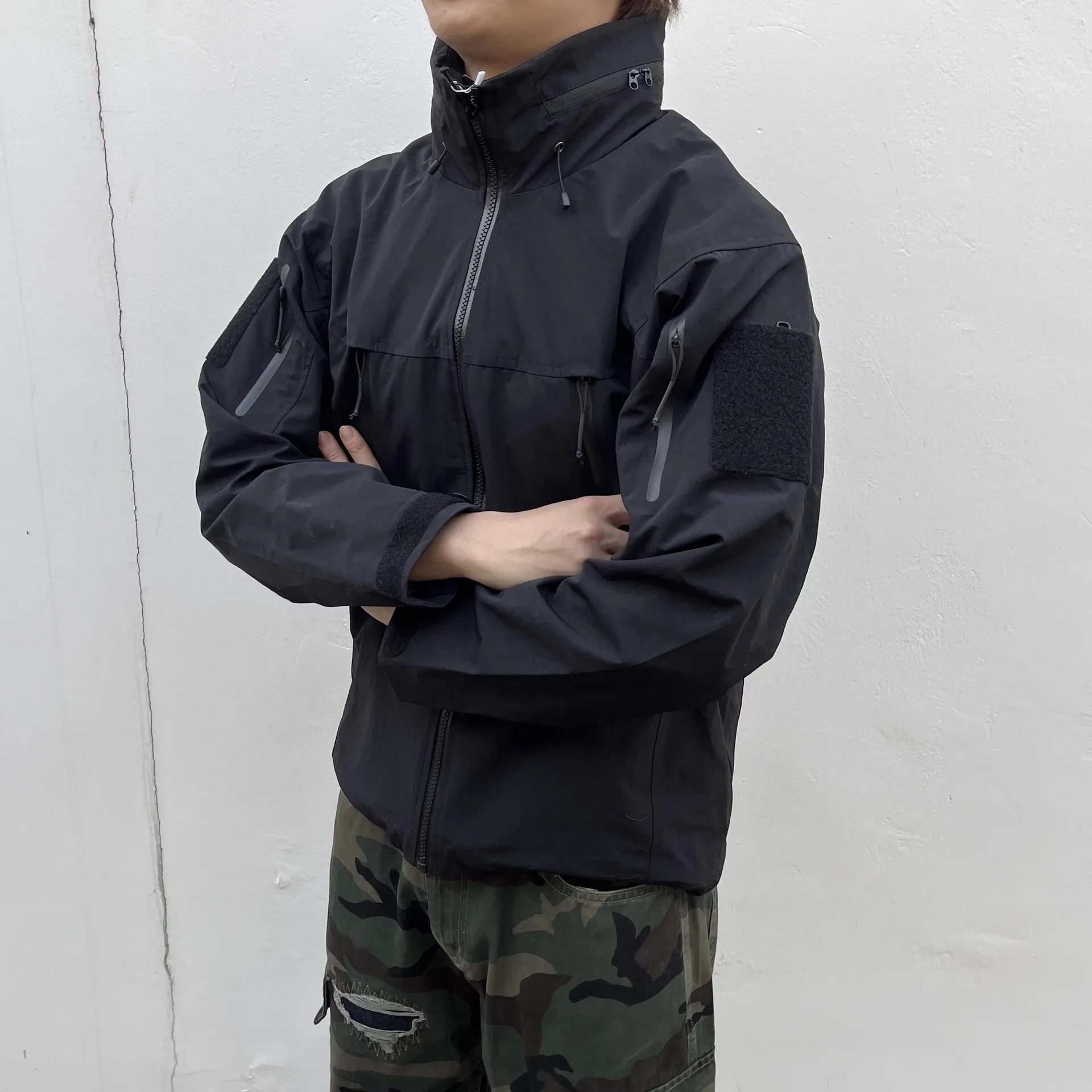 Jacket in travel setting