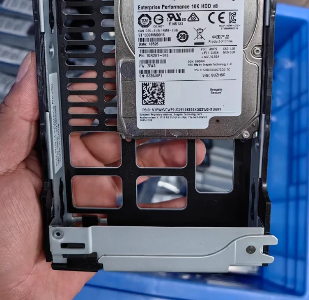 For 5562424 B DKS5H J1R8SS 1 8T 10K 2 5 SAS HDS G200 G1000 hard drive