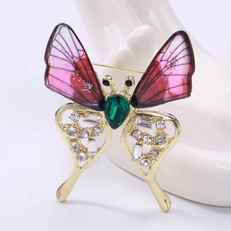 

High-end Crystal Butterfly Brooch Transparent Rhinestone Insect Lapel Pins for Women Suit Sweater Corsage Fashion Jewelry Gifts
