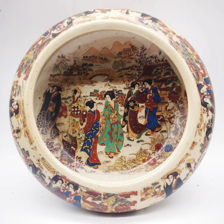 Qing Qianlong Enamel Painting of Beautiful Women Brush Wash Ashtray Antique Porcelain Home Decoration