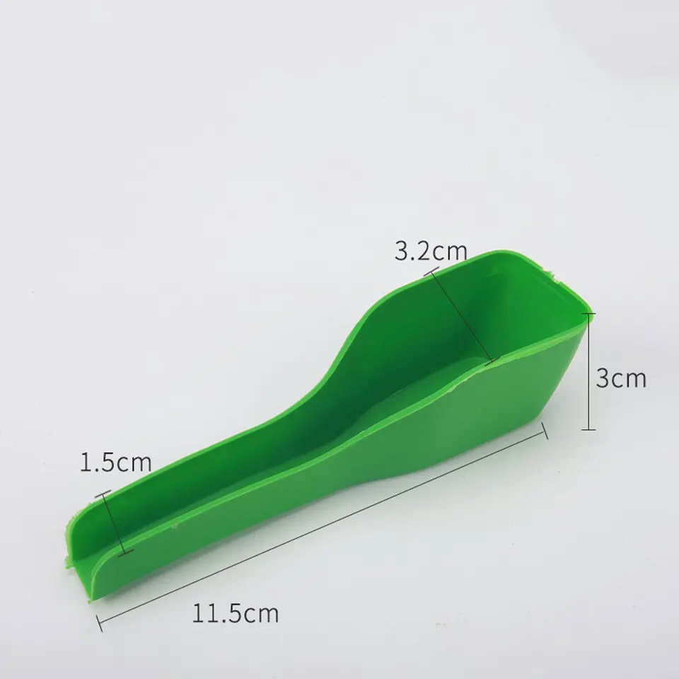 Plastic feeding spoons for birds, bird feeding shovels, adding water, bird utensils, bird cages, small tools