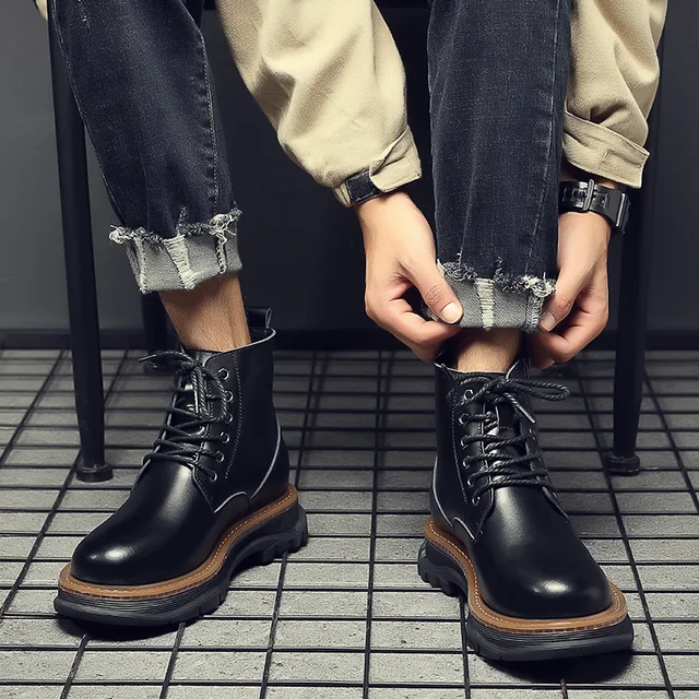 Outdoor Men Boots Genuine Leather Retro Fashion Zipper Riding