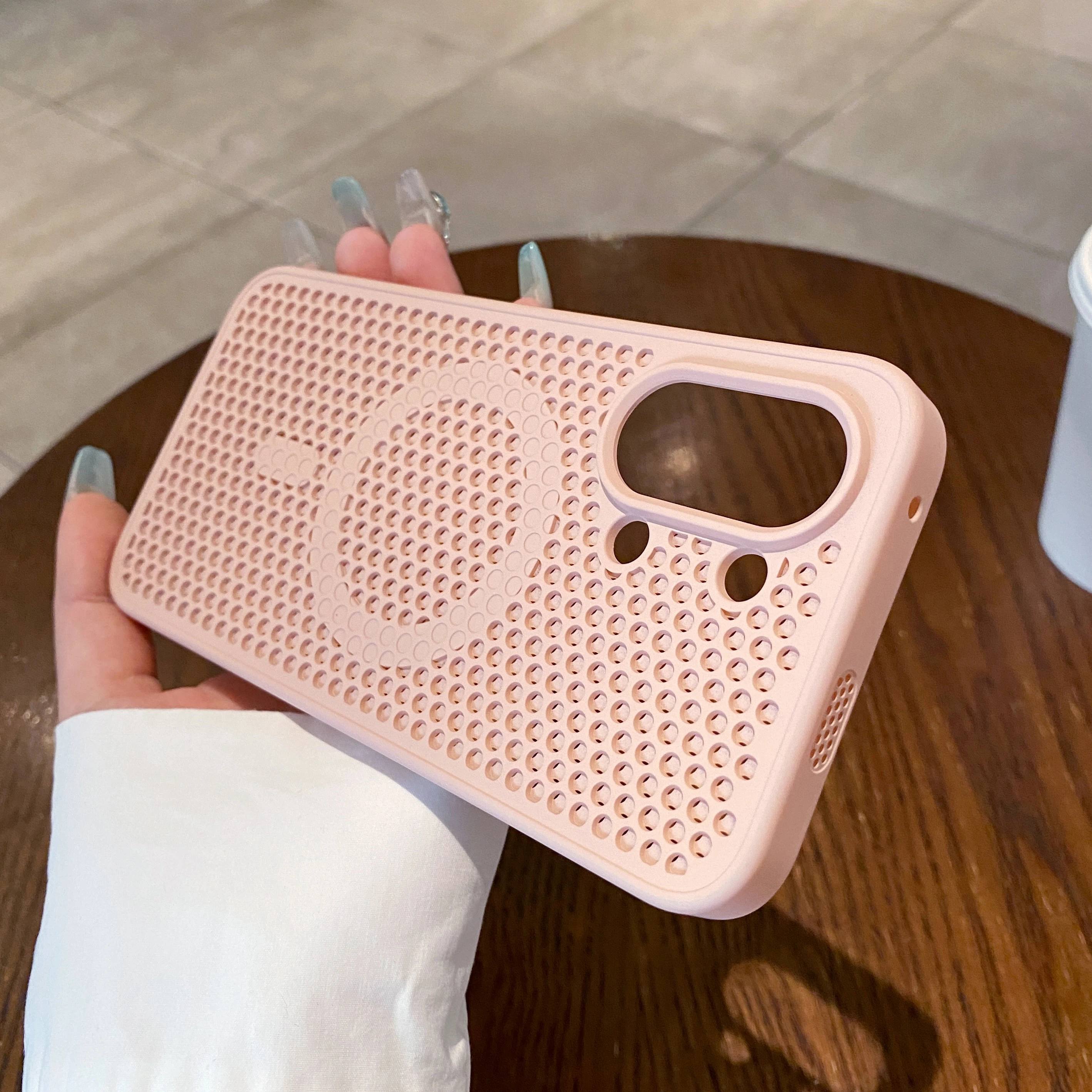 Enhanced Heat Dissipation Mesh Protective Case - Ultra Slim Hard Back Cover