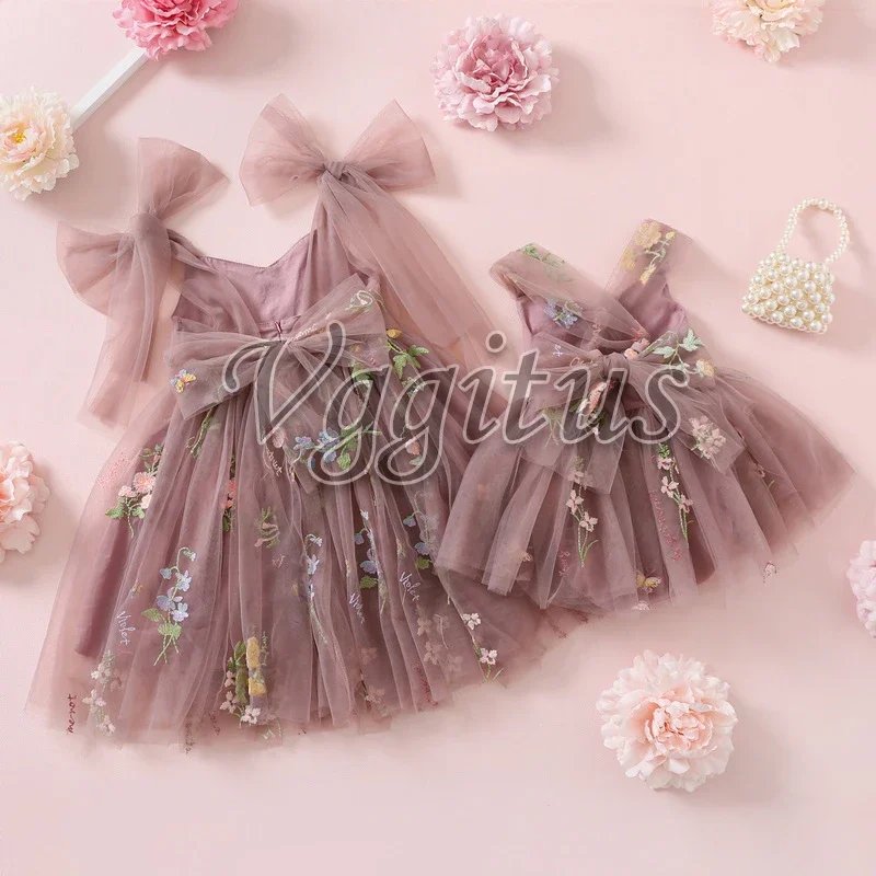 Family Matching Outfits for Summer Sweet Style Soild Color Embroidery Open Back Dress and Bodysuit for Twins Sisters E1237 - 3
