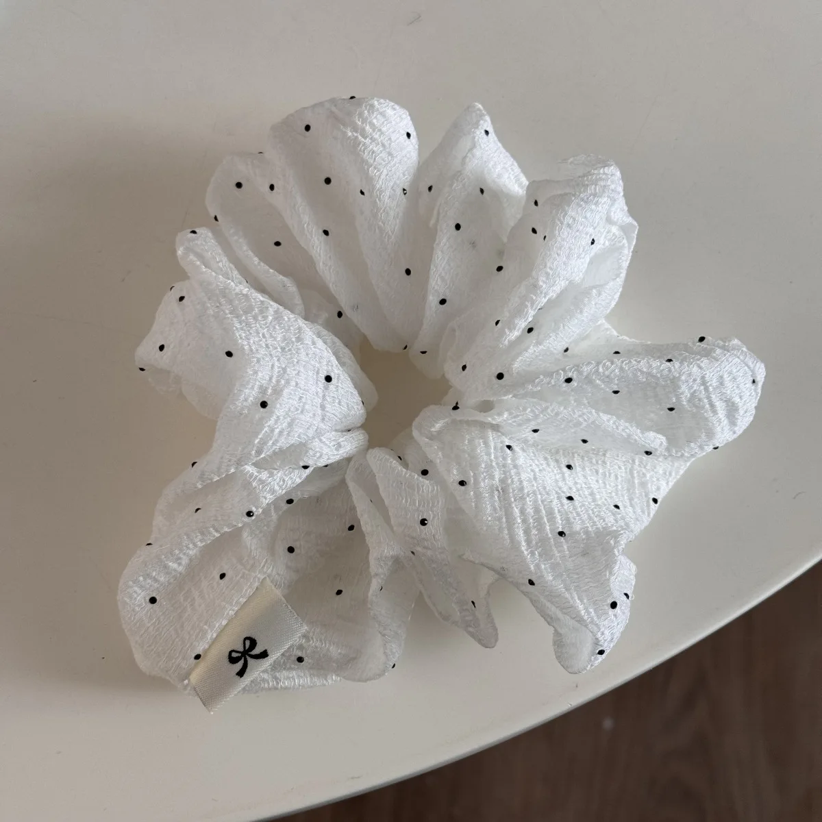 부드러운 프랑스 스타일 틈새 레트로 메쉬 작은 웨이브 도트 대장 헤어 서클 여성 미트볼 하이 엔드 헤어 액세서리