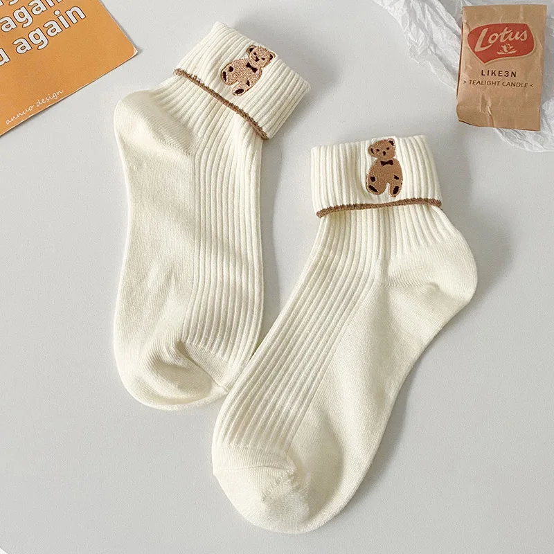 Embroidery Bear Women Middle Tube Sock Spring Summer Fashion Cartoon Solid Color Cotton Socks sockwell compression socks Women's Socks