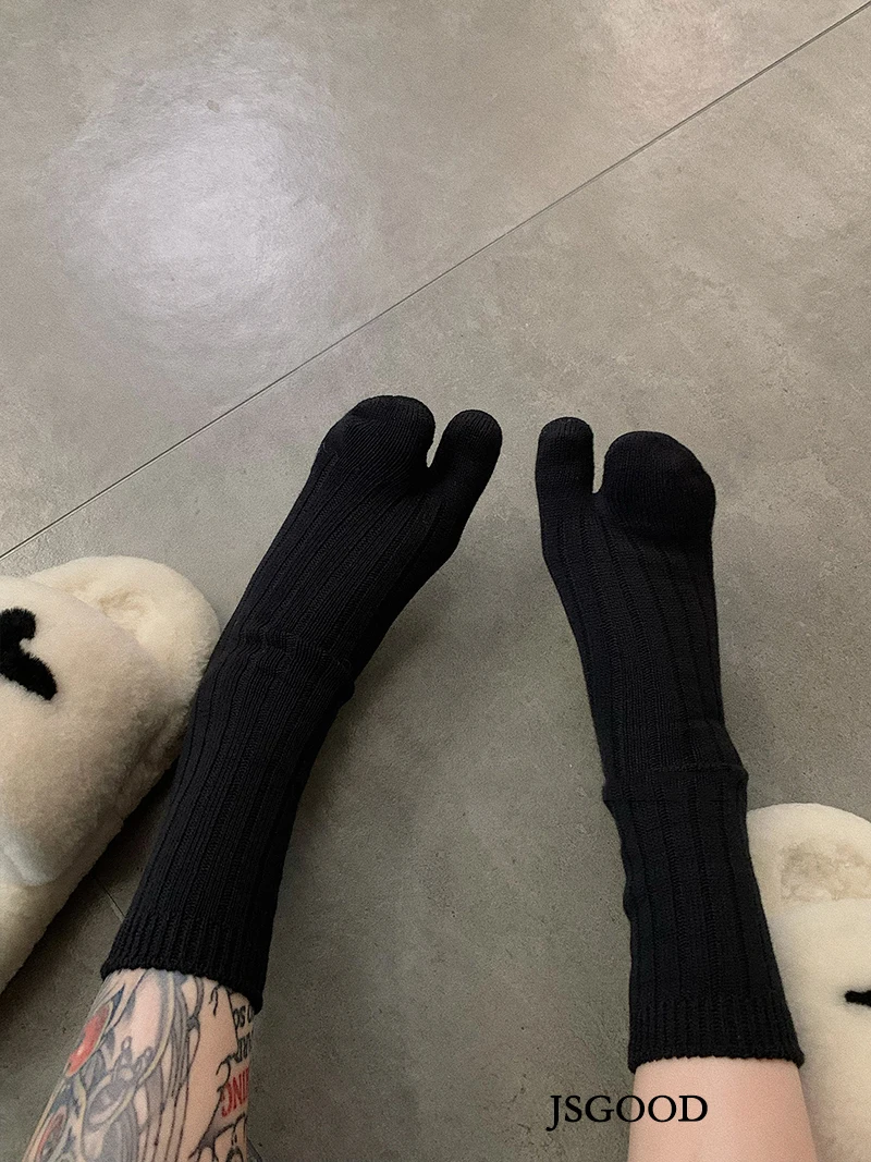 Hohe Qualität Baumwolle Frauen Zwei Kappe Frühling Herbst Winter Warme Socken Mode Retro Gestreiften Japanischen Tabi Socken Dicken Faden Nadeln – Detail 12