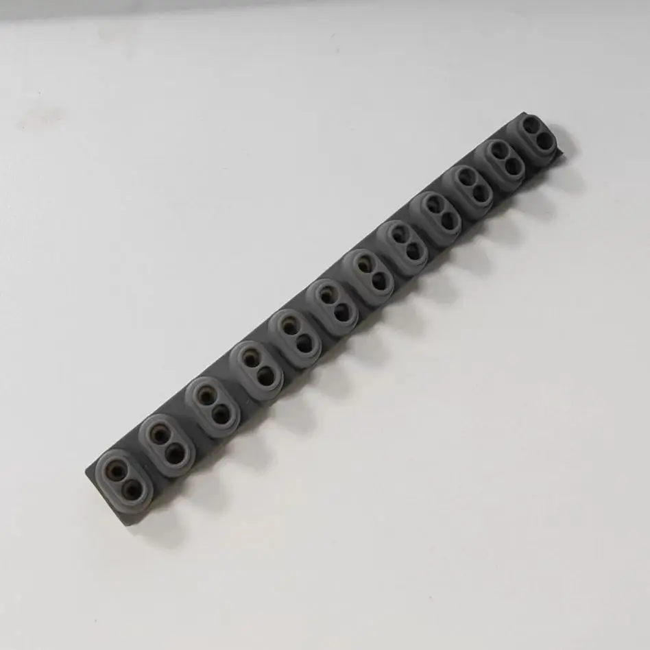 1 Pz Gomma Conduttiva Per Yamaha Psr-S500 Psr-S550 Kbp-300 Kbp-500 Kb-180 Psr-E303 Psr-E413 Pulsante Parte Riparazione D-Pad