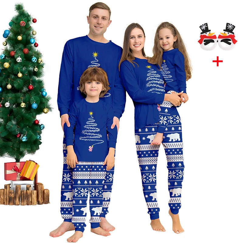 thumbnail image 1 of Conjuntos de pijamas navideños de algodón de invierno para toda la familia, pijamas vintage con estampado de árbol de Navidad de Papá Noel para mamá, papá y niños, ropa para el hogar, 1 of 5