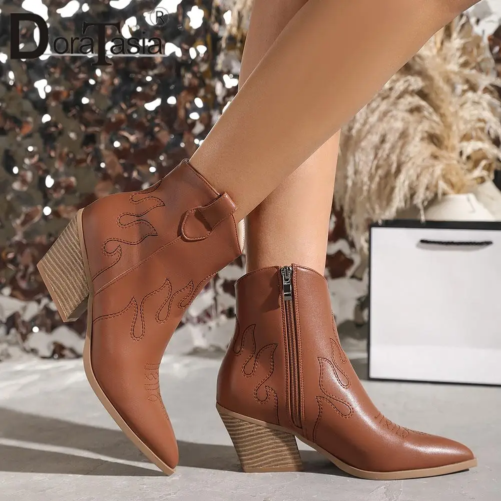 Big Size 42 Brand New Ladies Pointed Toe Ankle Cowgirl Boots Fashion Embroider Chunky Heel women's Boots Casual Woman Shoes