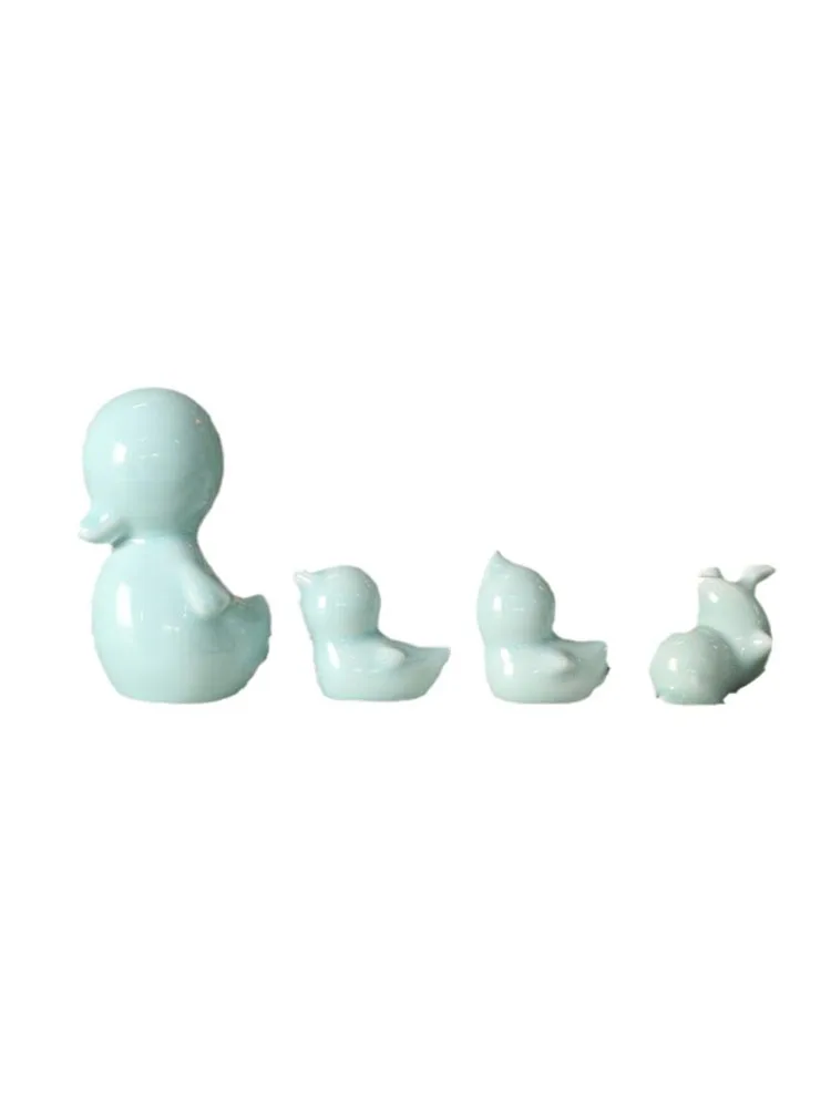 

4Pcs/Set Duck Accessories High-Temperature Ceramic Arts And Crafts Figurines Fairy Garden Miniatures Wedding Home Decorations